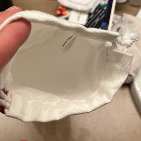 Guerlain Paris dust bag - Picture 3 of 3